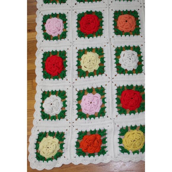 VTG Handmade 3D Crochet Multicolor Rose Flowers Granny Square Afghan 51”x66” - Picture 4 of 11